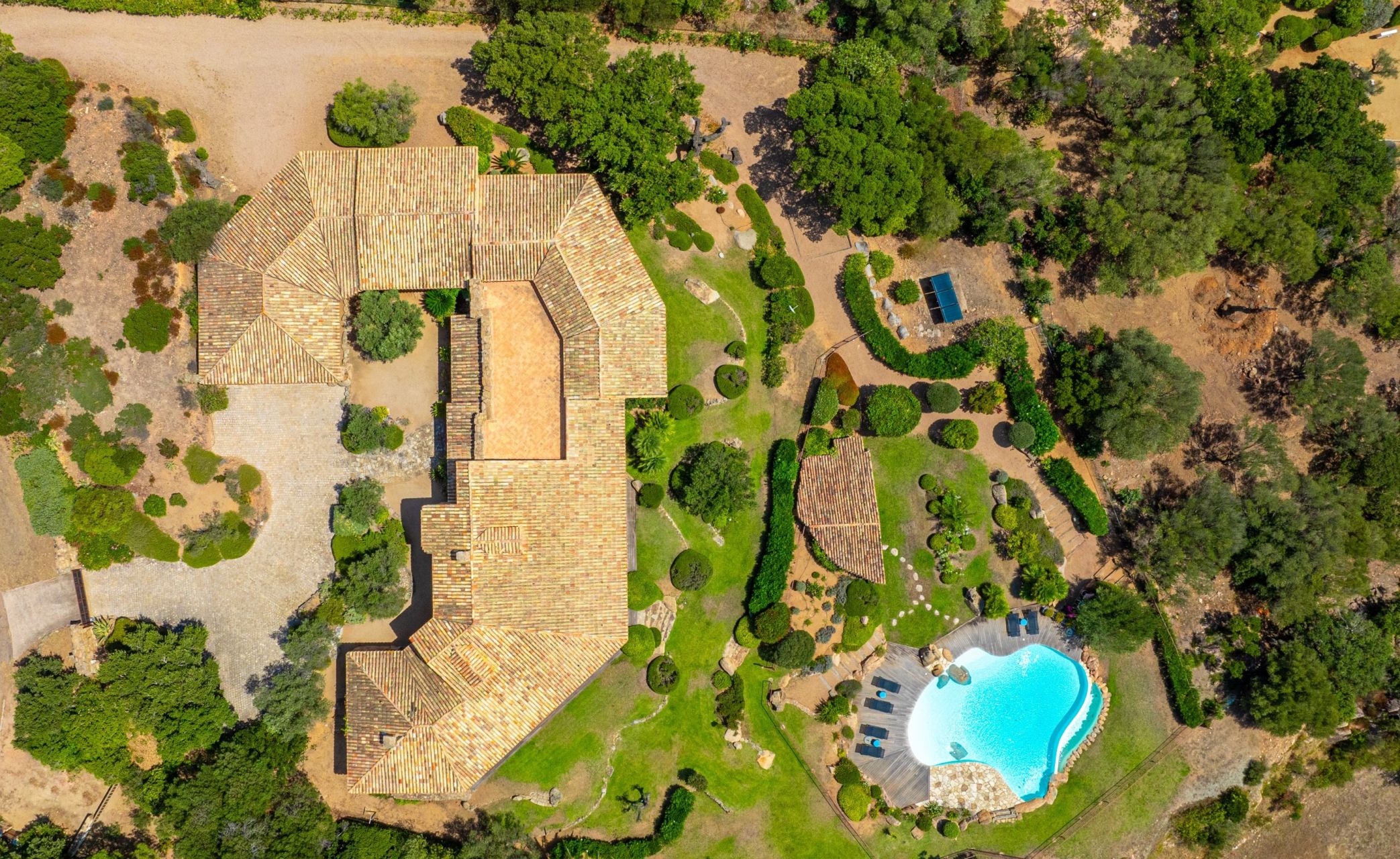 villa 8 Pièces en location saisonnière sur STE LUCIE DE PORTO VECCHIO (20144)