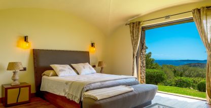 villa 8 Pièces en location saisonnière sur STE LUCIE DE PORTO VECCHIO (20144)
