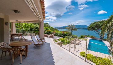 villa 9 Rooms for seasonal rent on PORTO VECCHIO (20137)