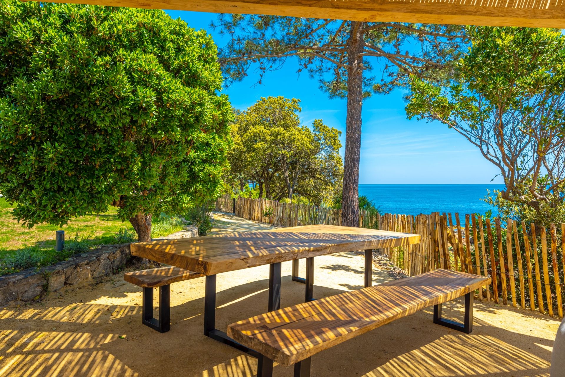 villa 7 Rooms for seasonal rent on SARI SOLENZARA (20145)