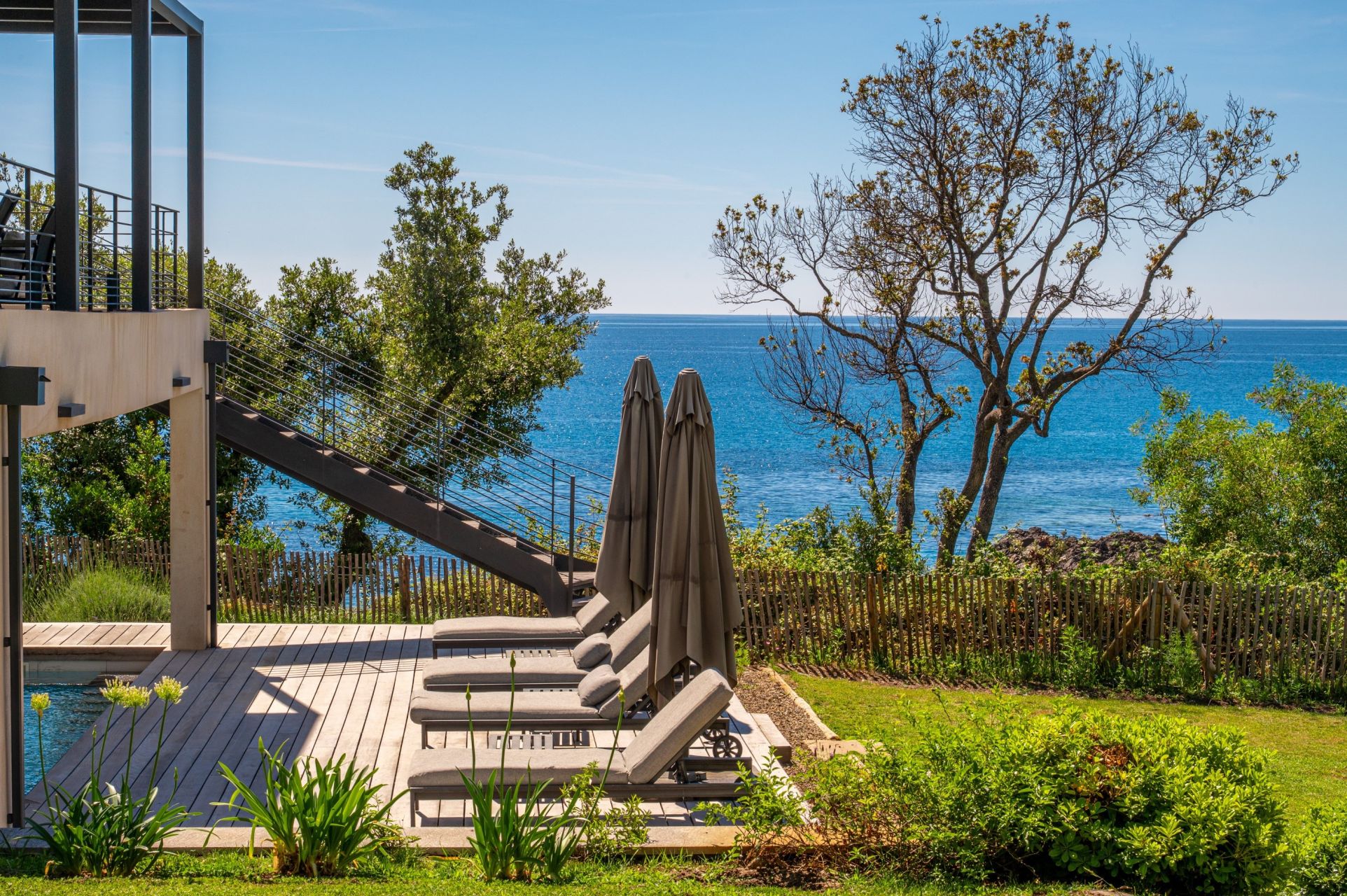 villa 7 Rooms for seasonal rent on SARI SOLENZARA (20145)