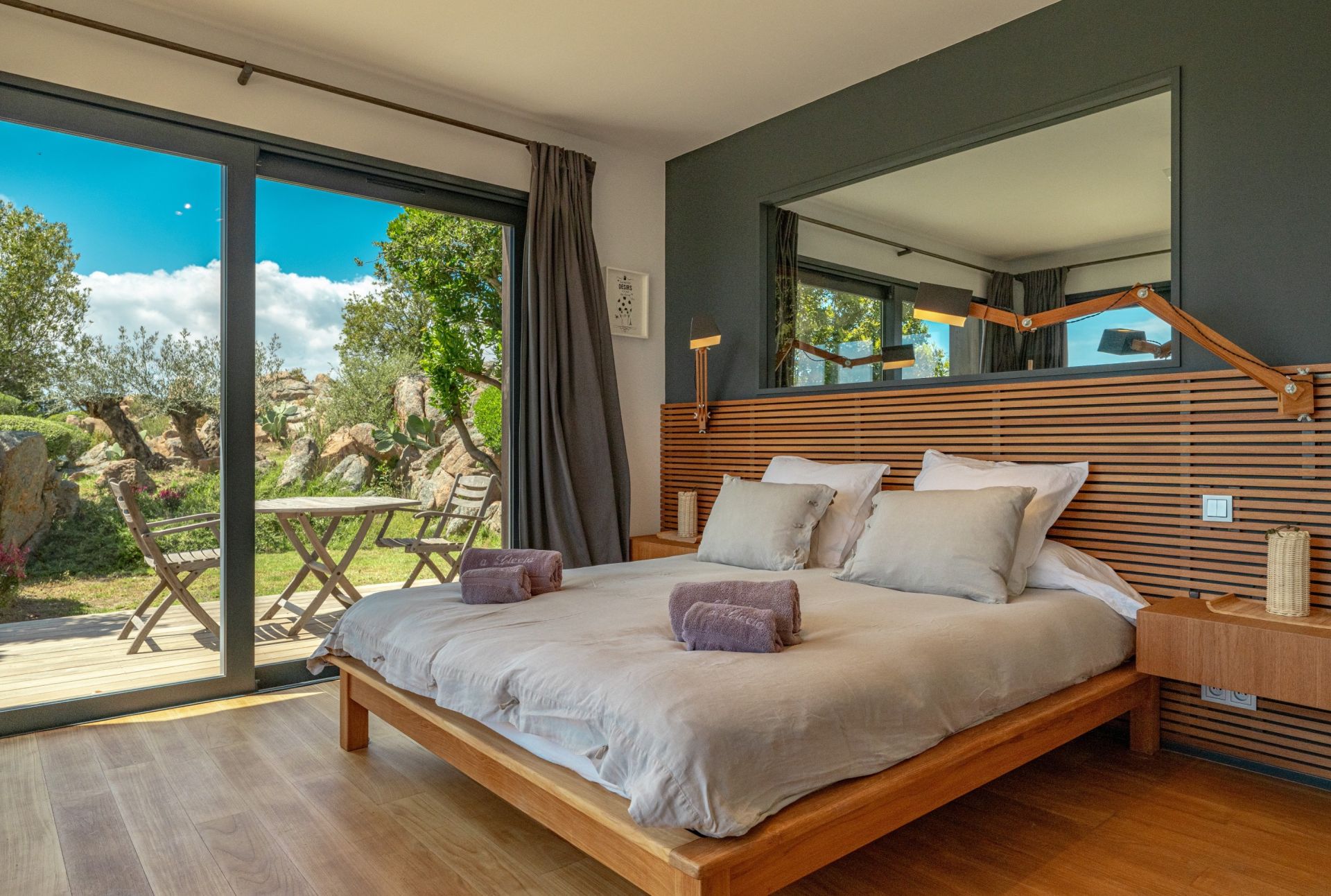 villa 7 Pièces en location saisonnière sur PORTO VECCHIO (20137)