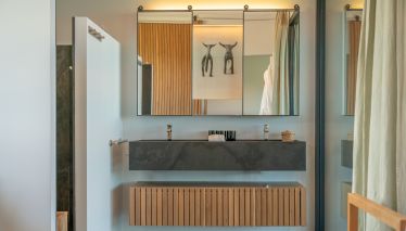 villa 7 Rooms for seasonal rent on PORTO VECCHIO (20137)