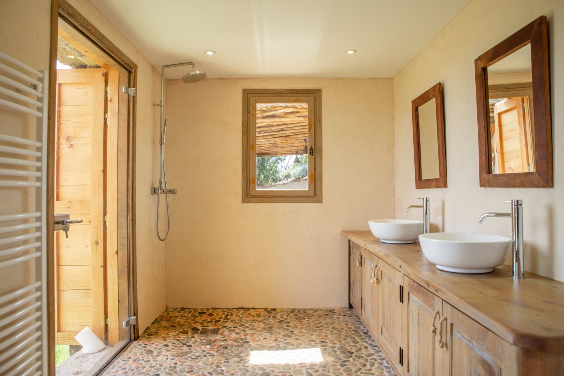 villa 6 Pièces en location saisonnière sur PORTO VECCHIO (20137)