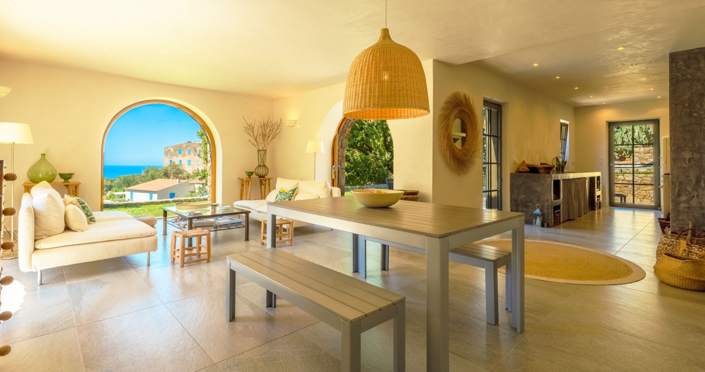 villa 6 Rooms for seasonal rent on PIGNA (20220)