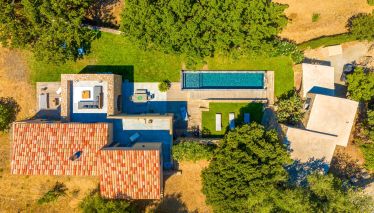 villa 6 Rooms for seasonal rent on PIGNA (20220)