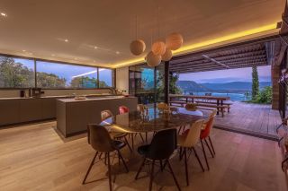 villa 14 Rooms for seasonal rent on PORTO VECCHIO (20137)