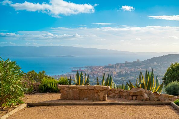 Vente Maison Ajaccio 5&nbsp;Pièces 224&nbsp;m²
