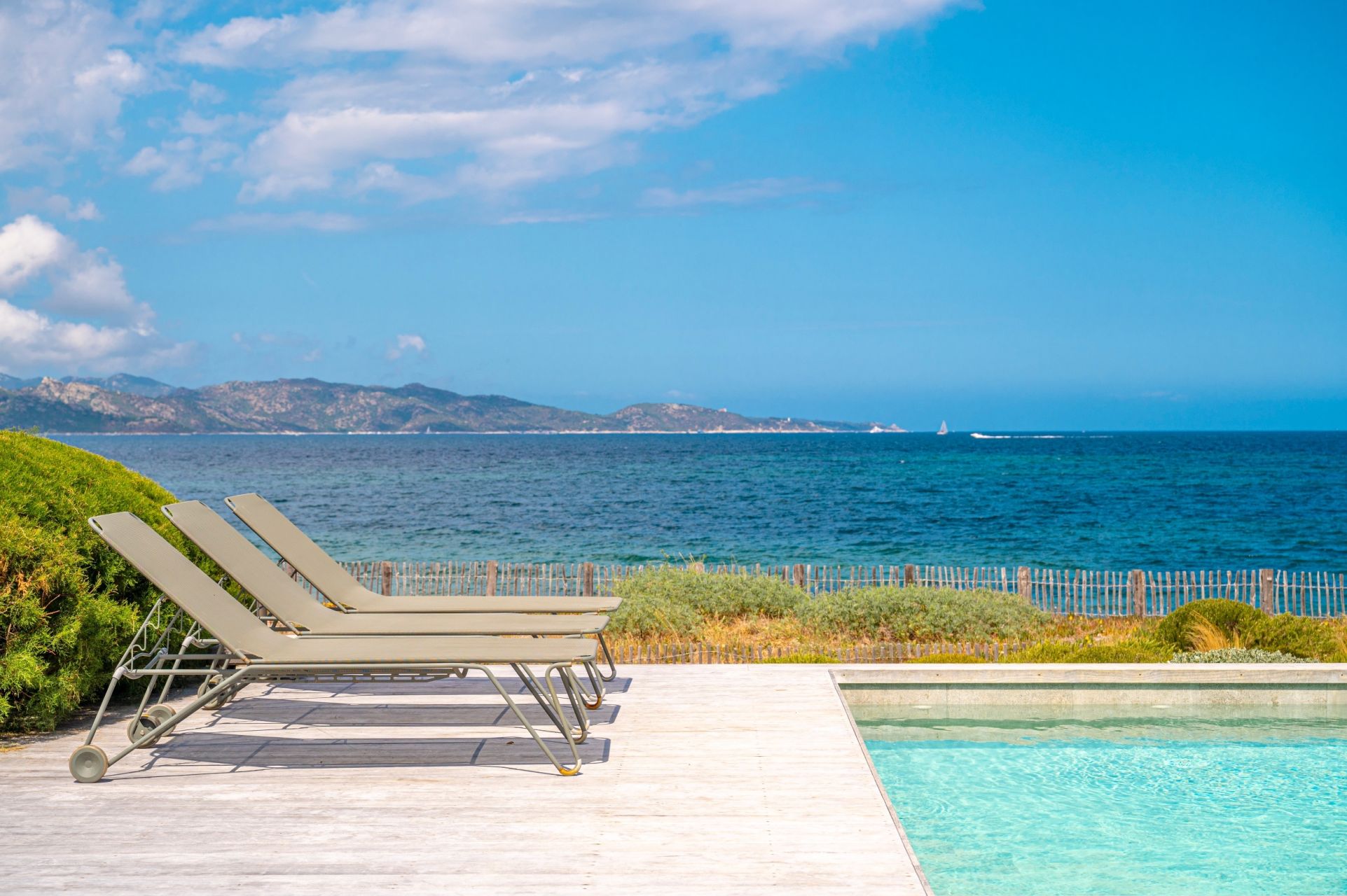 villa 5 Rooms for seasonal rent on ST FLORENT (20217)