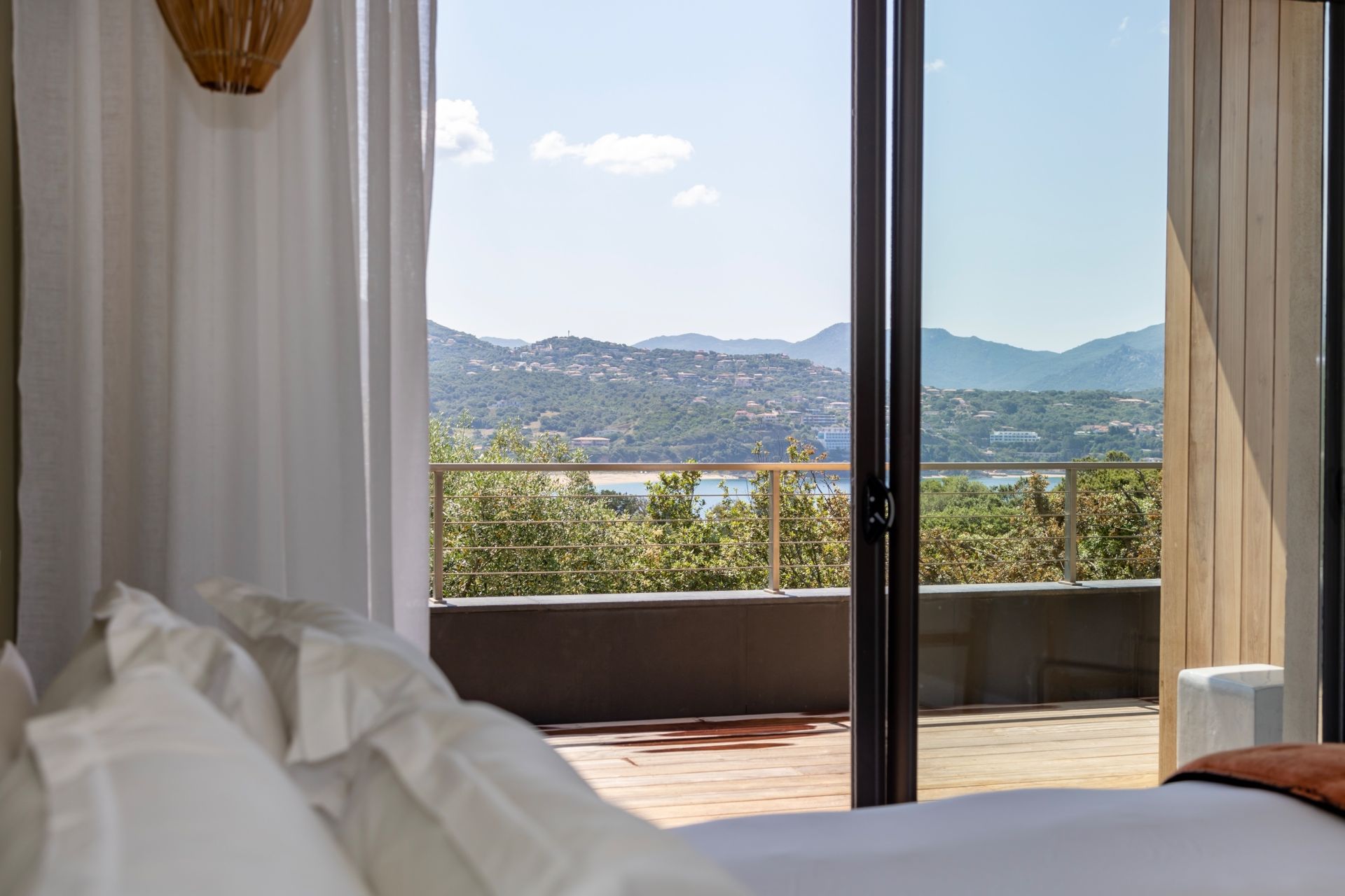 villa 6 Rooms for seasonal rent on OLMETO (20113)