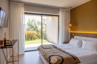 villa 6 Rooms for seasonal rent on OLMETO (20113)