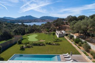villa 5 Pièces en location saisonnière sur OLMETO (20113)