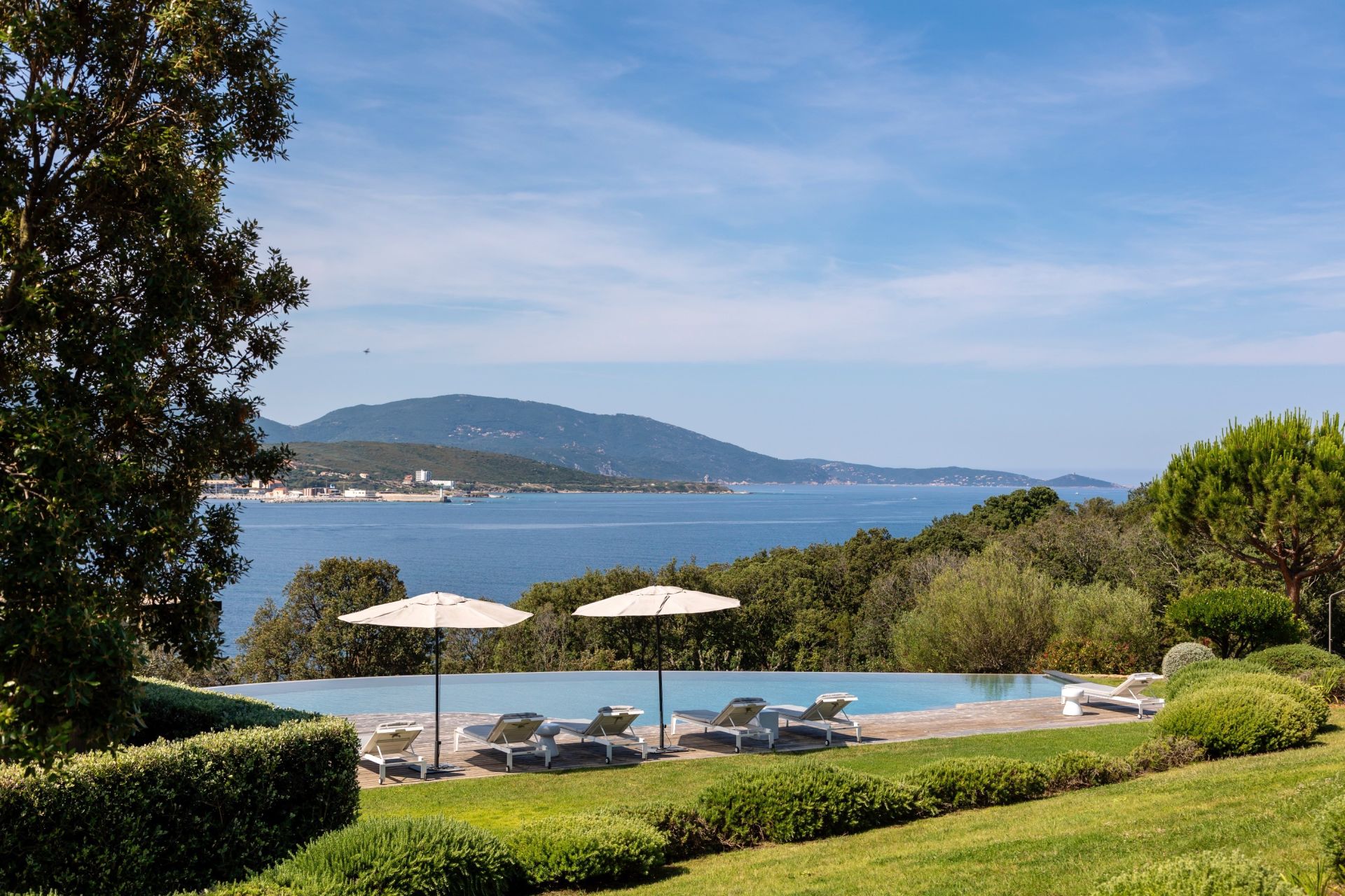 villa 7 Pièces en location saisonnière sur OLMETO (20113)