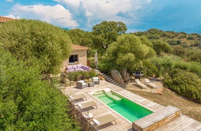 villa 6 Pièces en vente sur SERRA DI FERRO (20140) Vente Villa Serra-di-Ferro 6 Pièces 120 m²