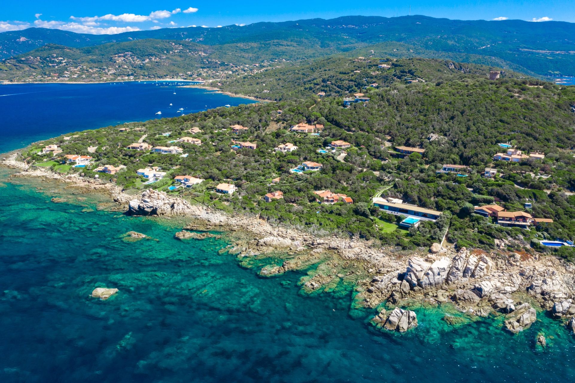 villa 8 Pièces en vente sur COTI CHIAVARI (20138)