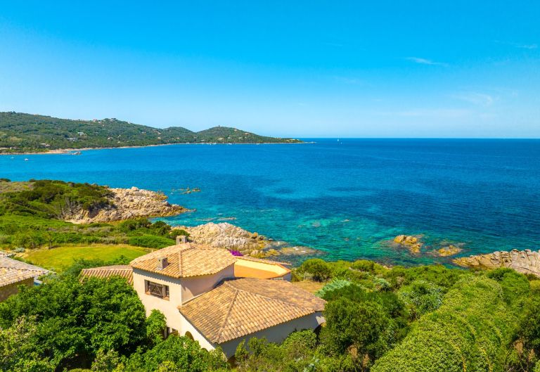 villa 8 Pièces en vente sur COTI CHIAVARI (20138)