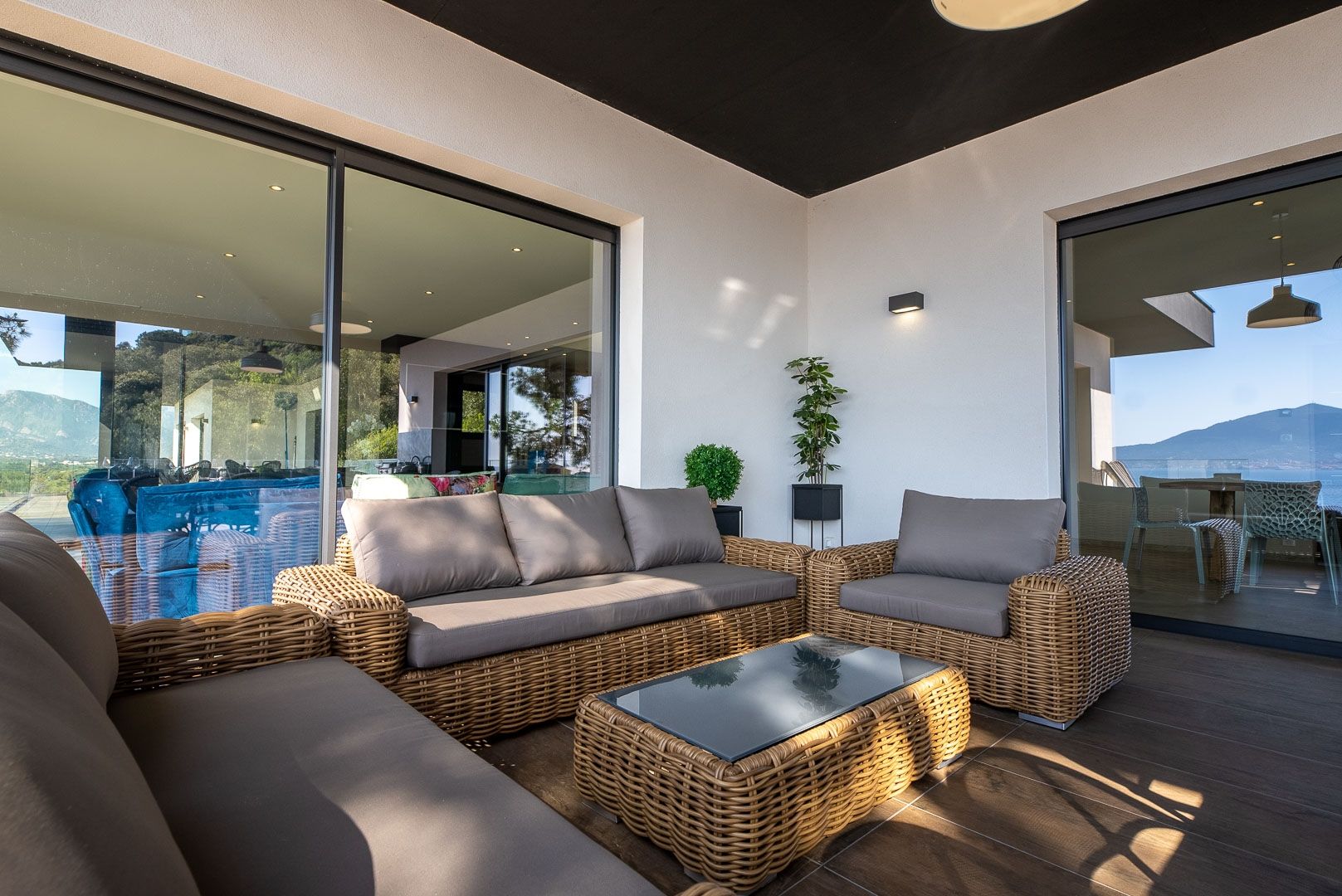 house 11 Rooms for seasonal rent on PORTICCIO (20166)