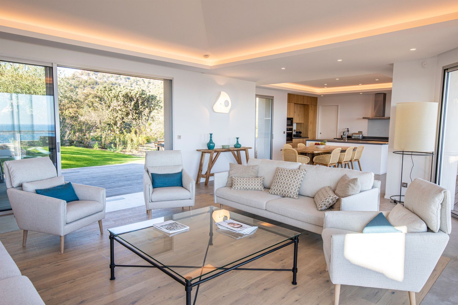 villa 9 Pièces en location saisonnière sur PORTO VECCHIO (20137)