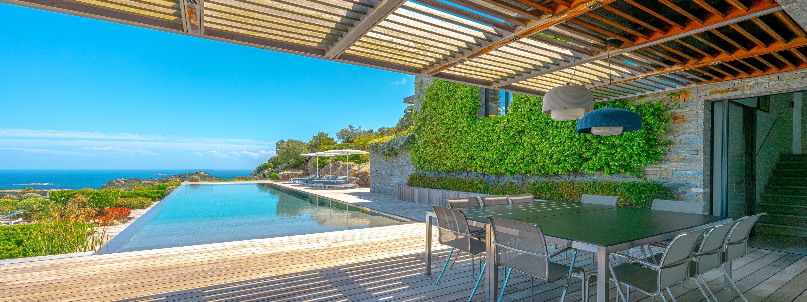 villa 9 Pièces en location saisonnière sur PORTO VECCHIO (20137)