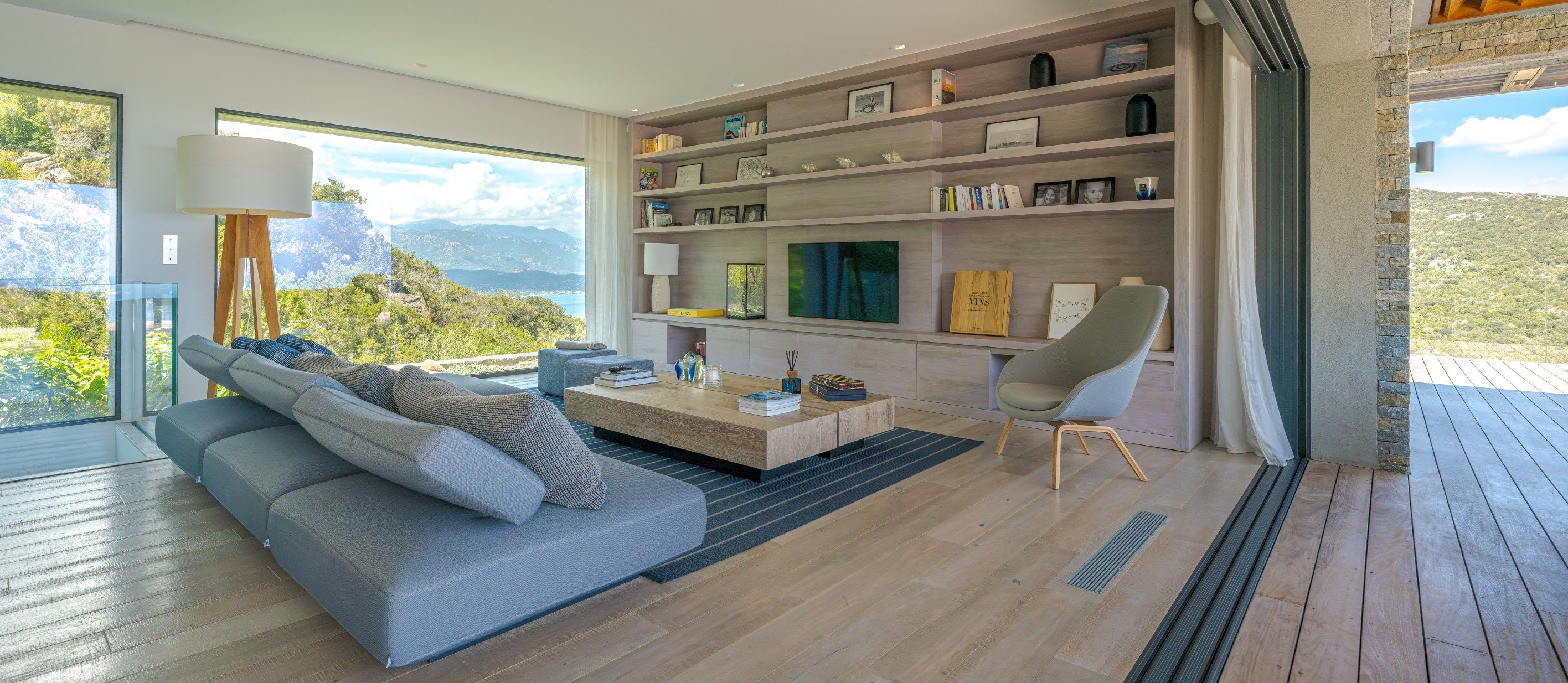 villa 9 Pièces en location saisonnière sur PORTO VECCHIO (20137)