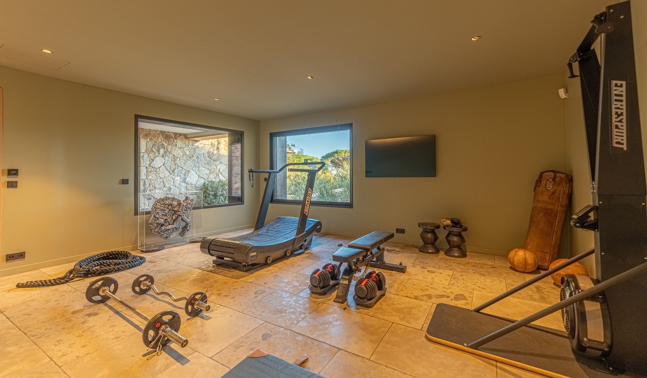 villa 7 Pièces en location saisonnière sur STE LUCIE DE PORTO VECCHIO (20144)