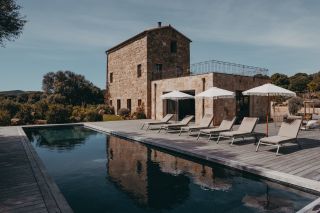 house 6 Rooms for seasonal rent on SERRA DI FERRO (20140)