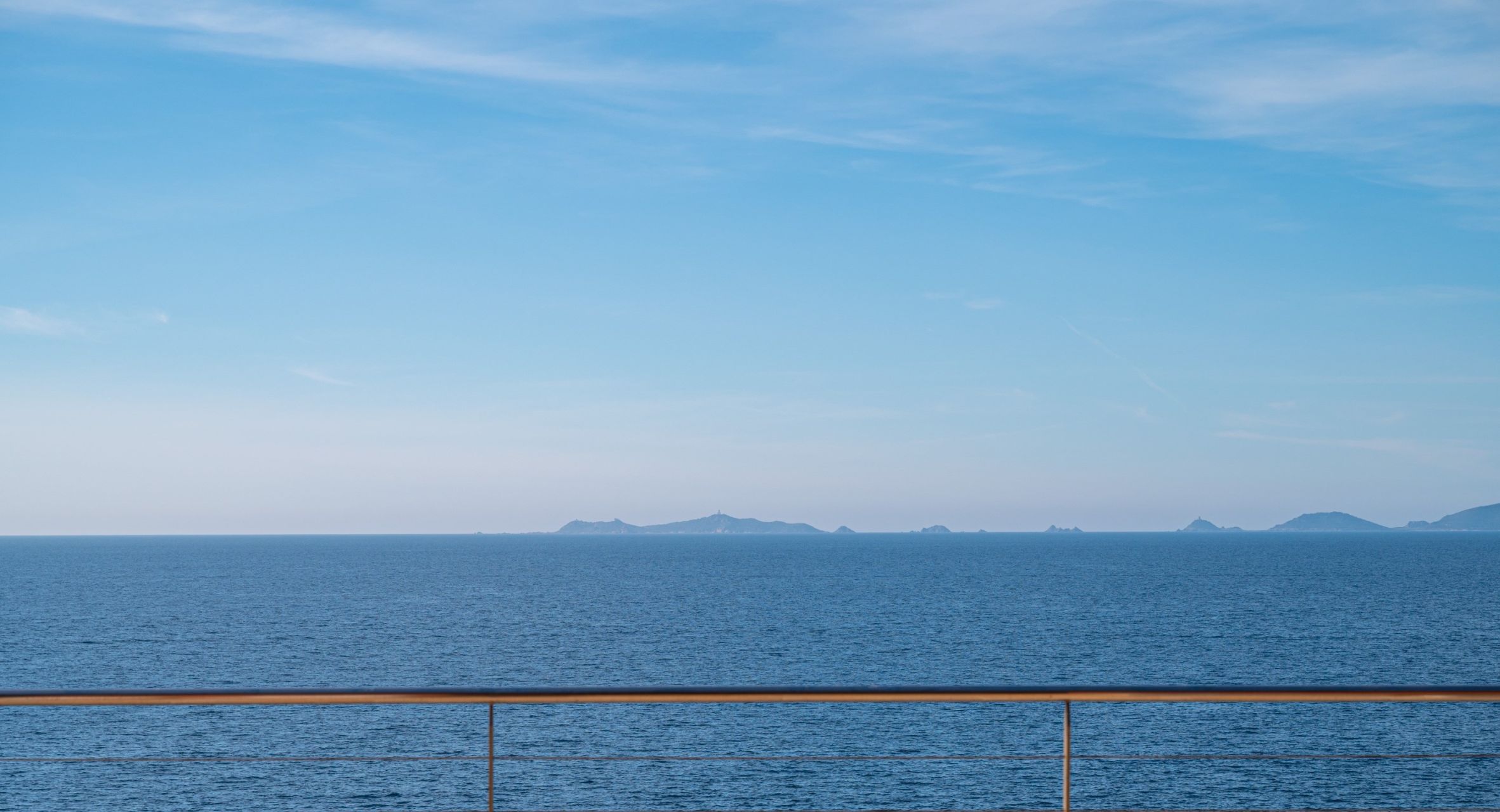 villa 11 Rooms for sale on COTI CHIAVARI (20138)