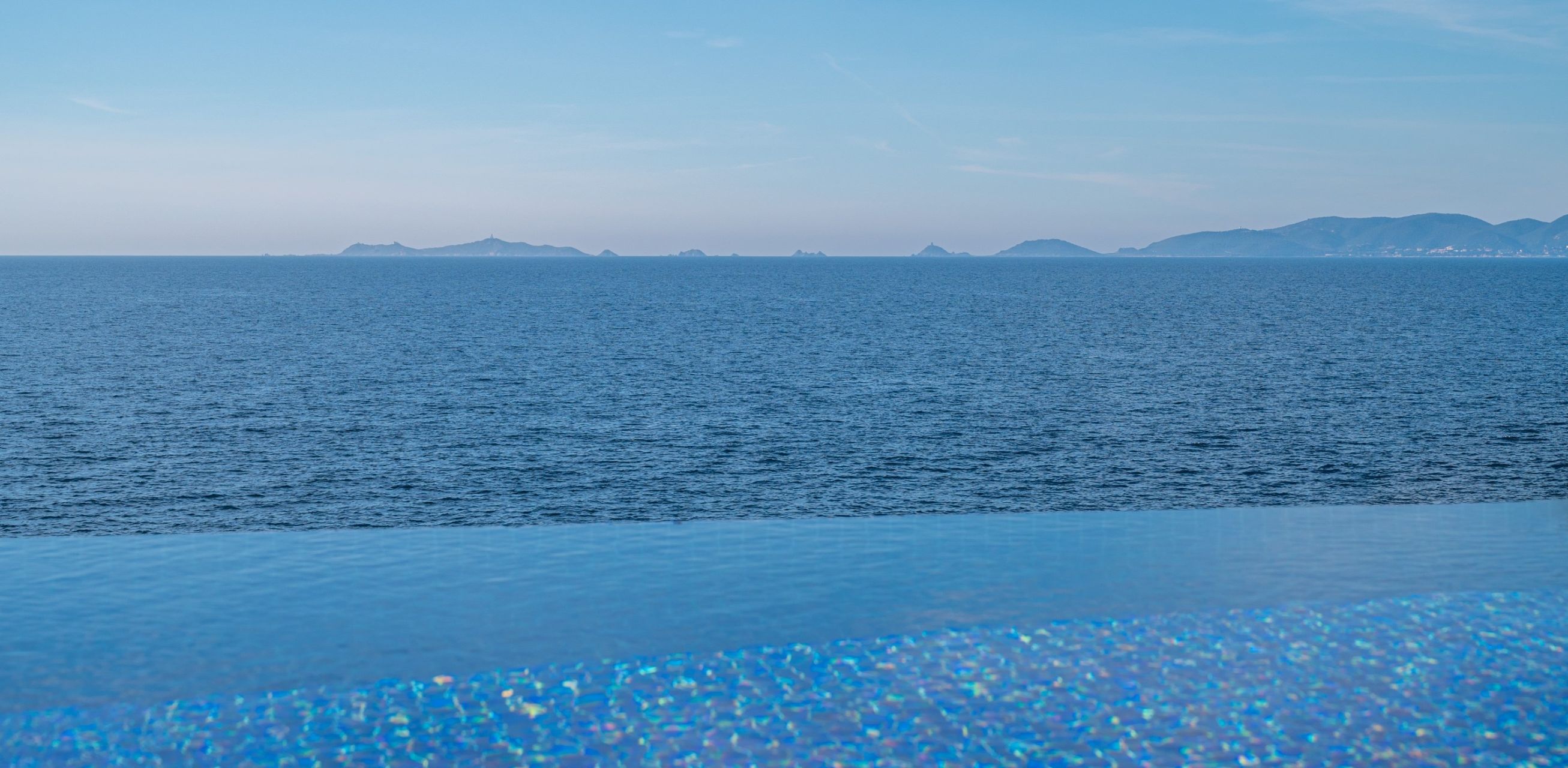 villa 11 Rooms for sale on COTI CHIAVARI (20138)