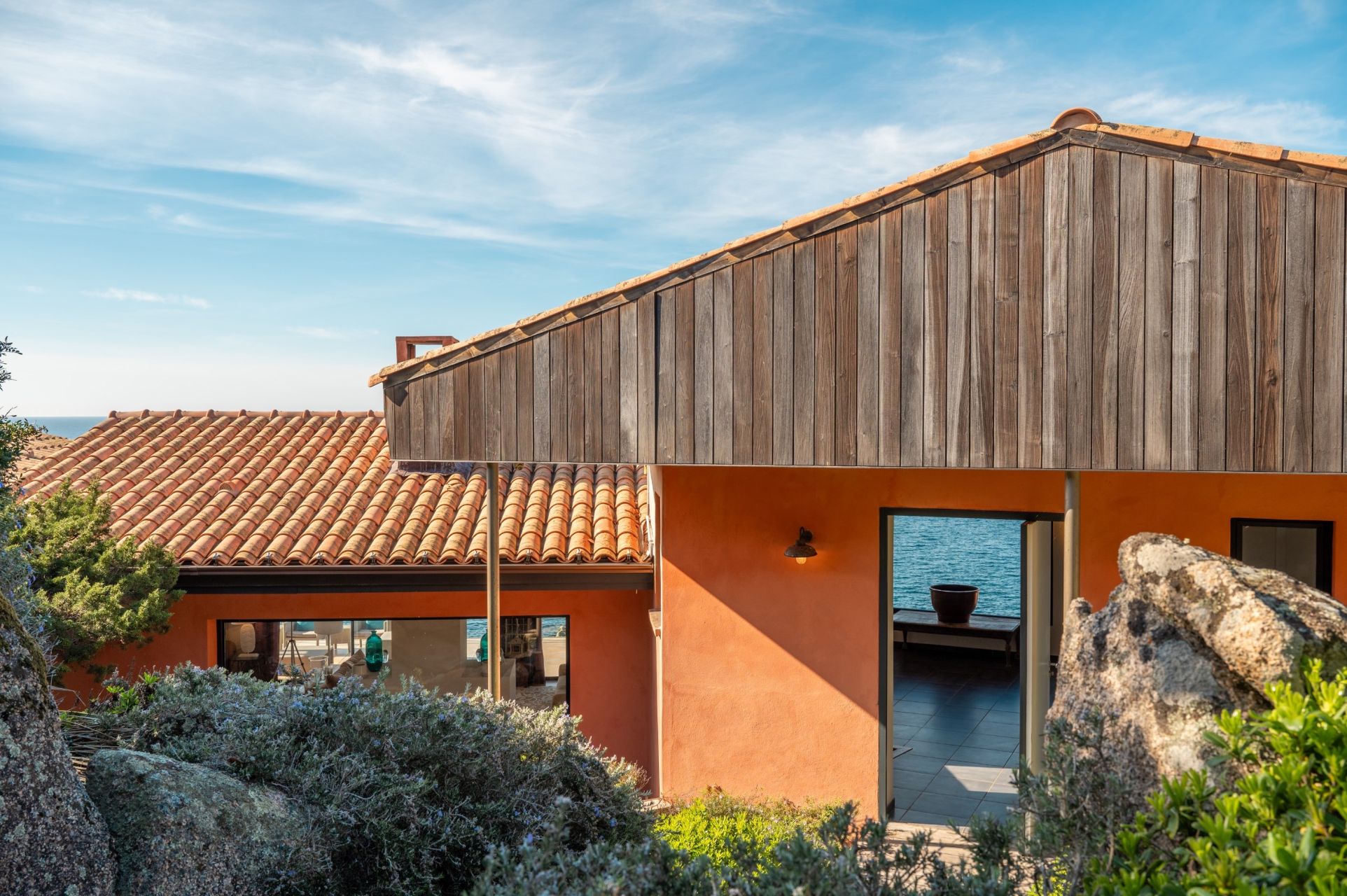 villa 11 Rooms for sale on COTI CHIAVARI (20138)