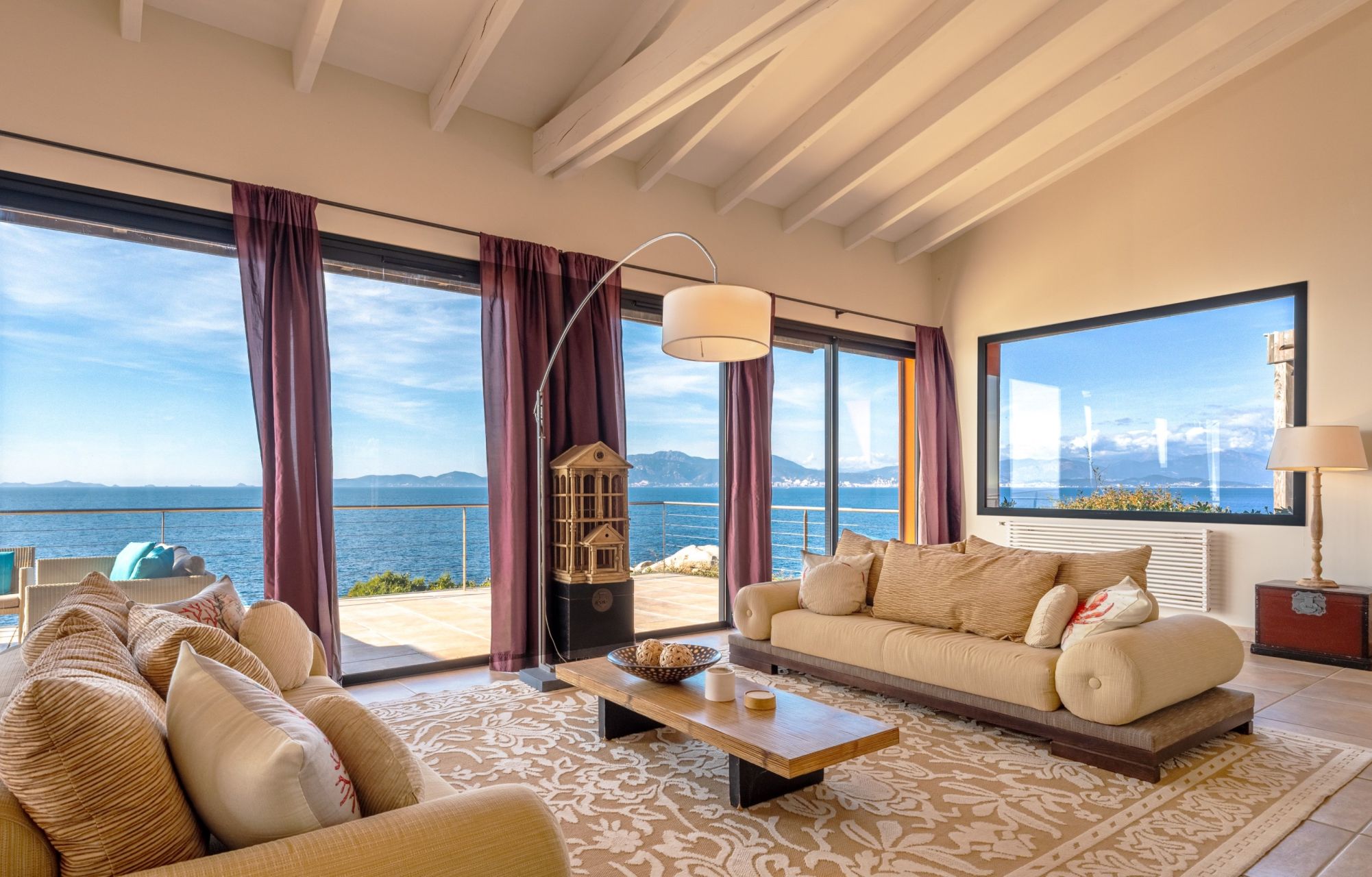 villa 11 Rooms for sale on COTI CHIAVARI (20138)