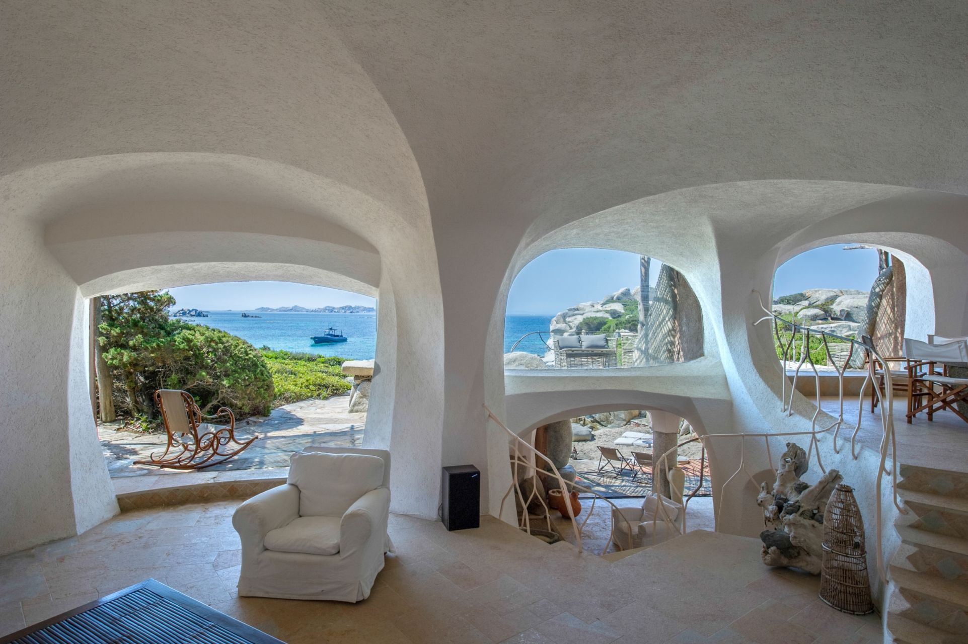 villa 8 Rooms for seasonal rent on BONIFACIO (20169)