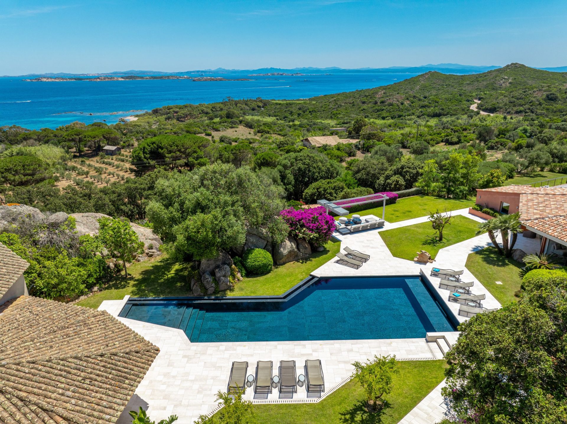 villa 11 Pièces en location saisonnière sur BONIFACIO (20169)