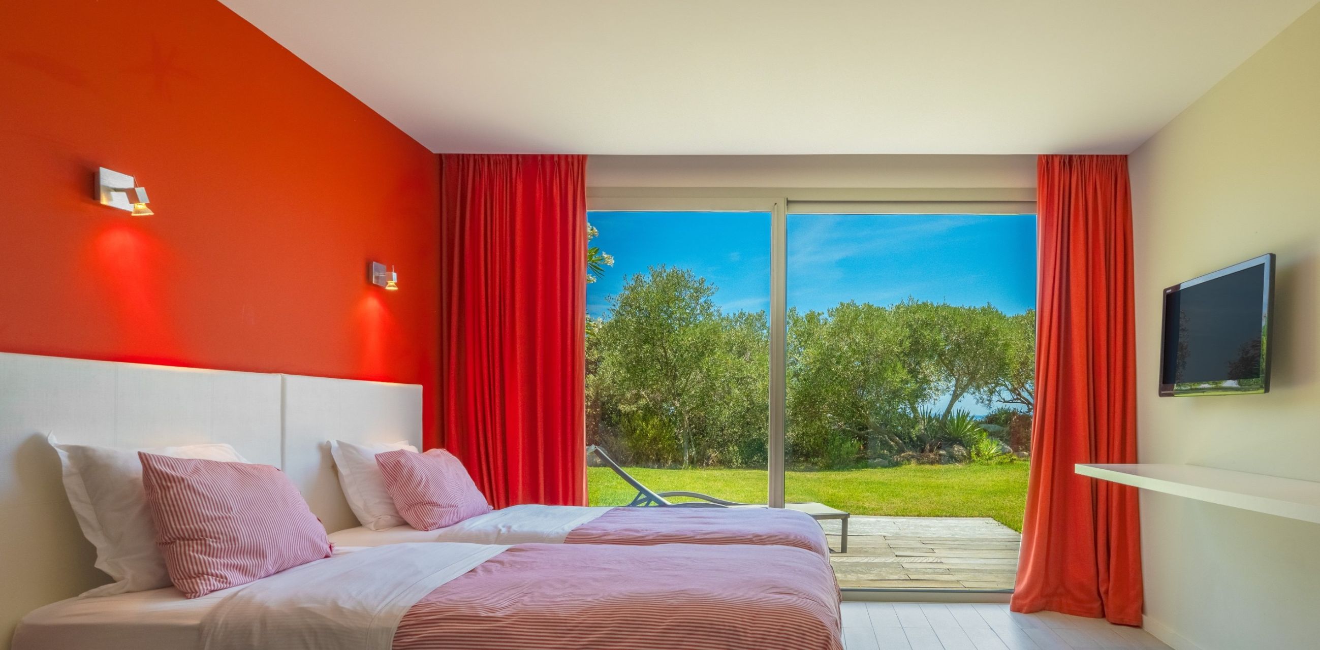 villa 11 Rooms for seasonal rent on BONIFACIO (20169)