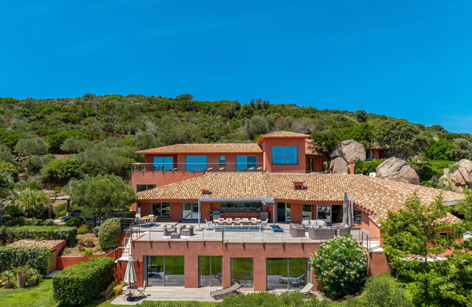 villa 11 Pièces en location saisonnière sur BONIFACIO (20169)