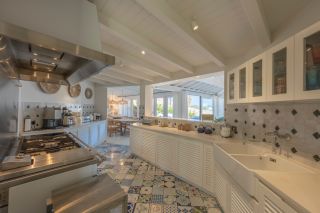 villa 9 Pièces en location saisonnière sur BONIFACIO (20169)