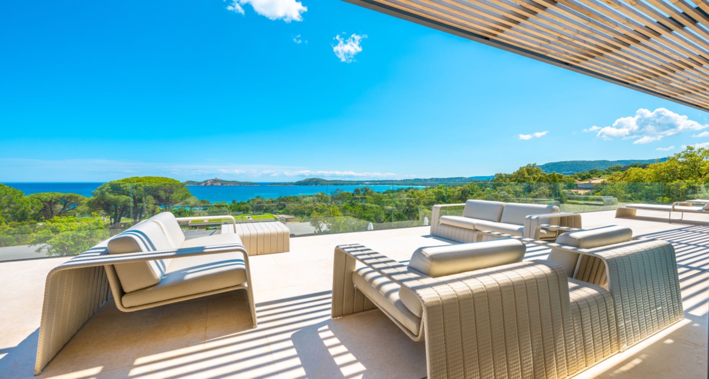 villa 8 Pièces en location saisonnière sur STE LUCIE DE PORTO VECCHIO (20144)
