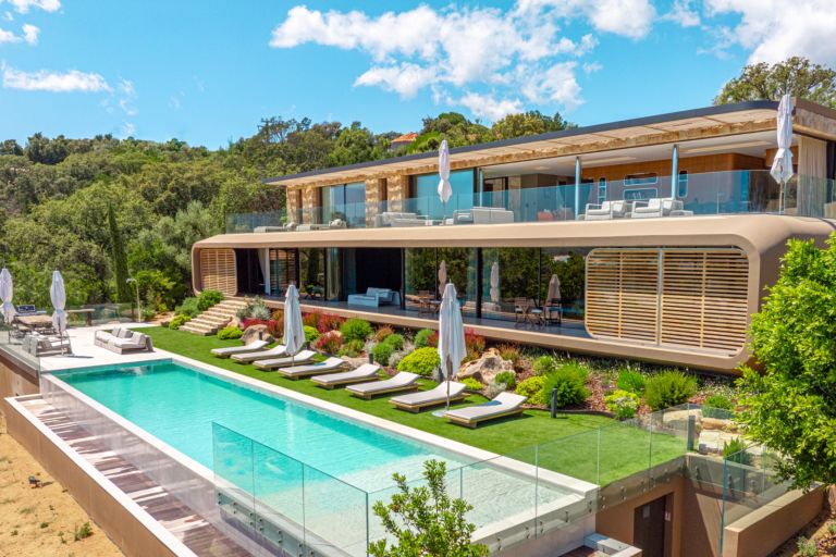 villa 8 Pièces en location saisonnière sur STE LUCIE DE PORTO VECCHIO (20144)