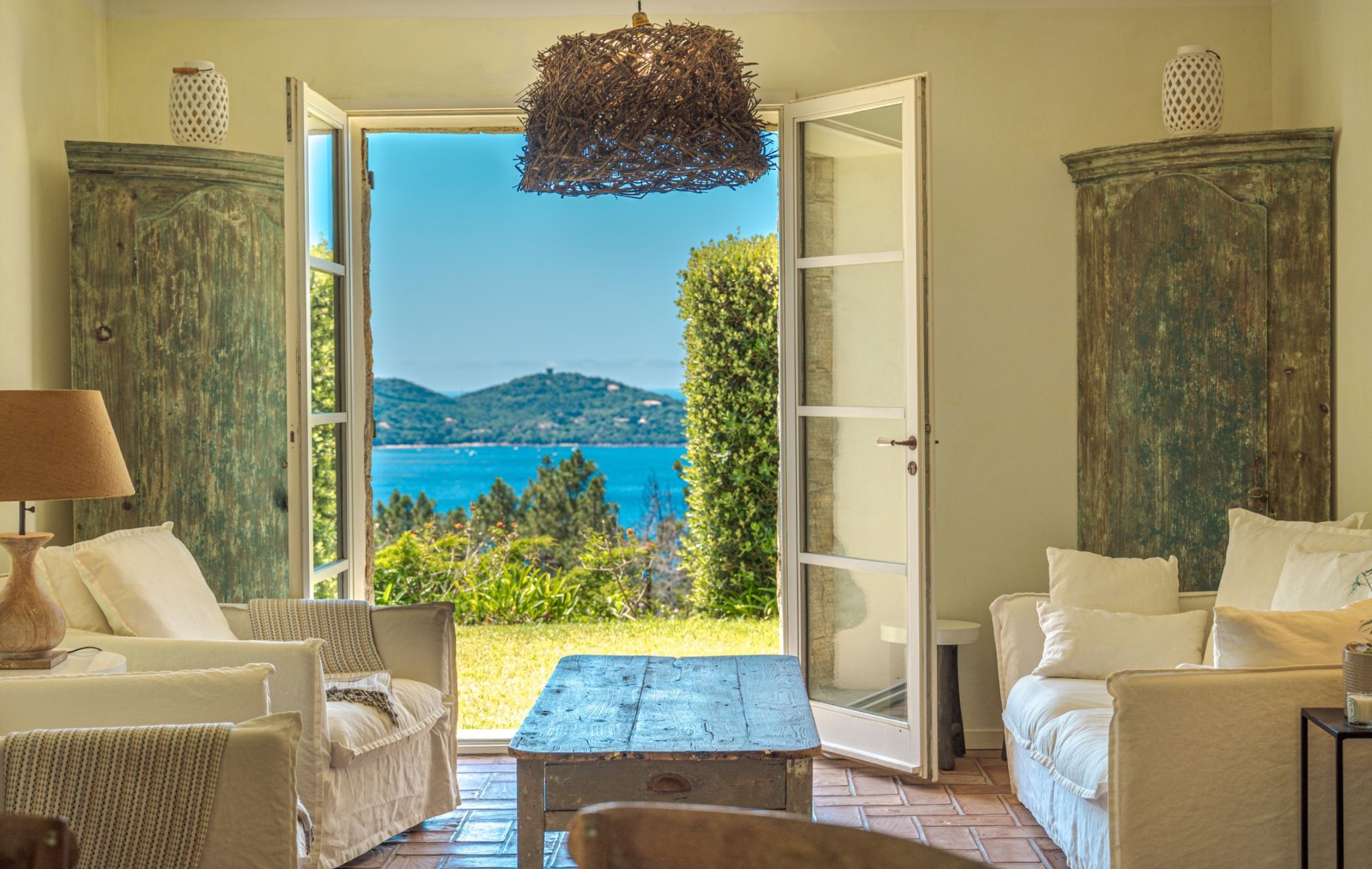 house 6 Rooms for seasonal rent on COTI CHIAVARI (20138)