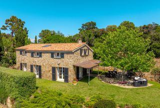 house 6 Rooms for seasonal rent on COTI CHIAVARI (20138)