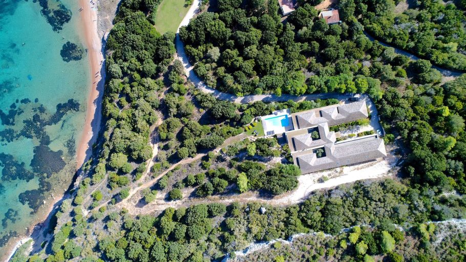 villa 10 Pièces en location saisonnière sur BONIFACIO (20169)