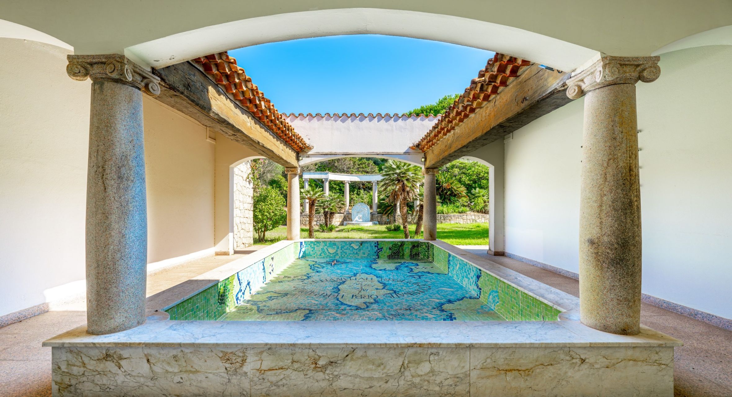 villa 10 Rooms for sale on PIETROSELLA (20166)