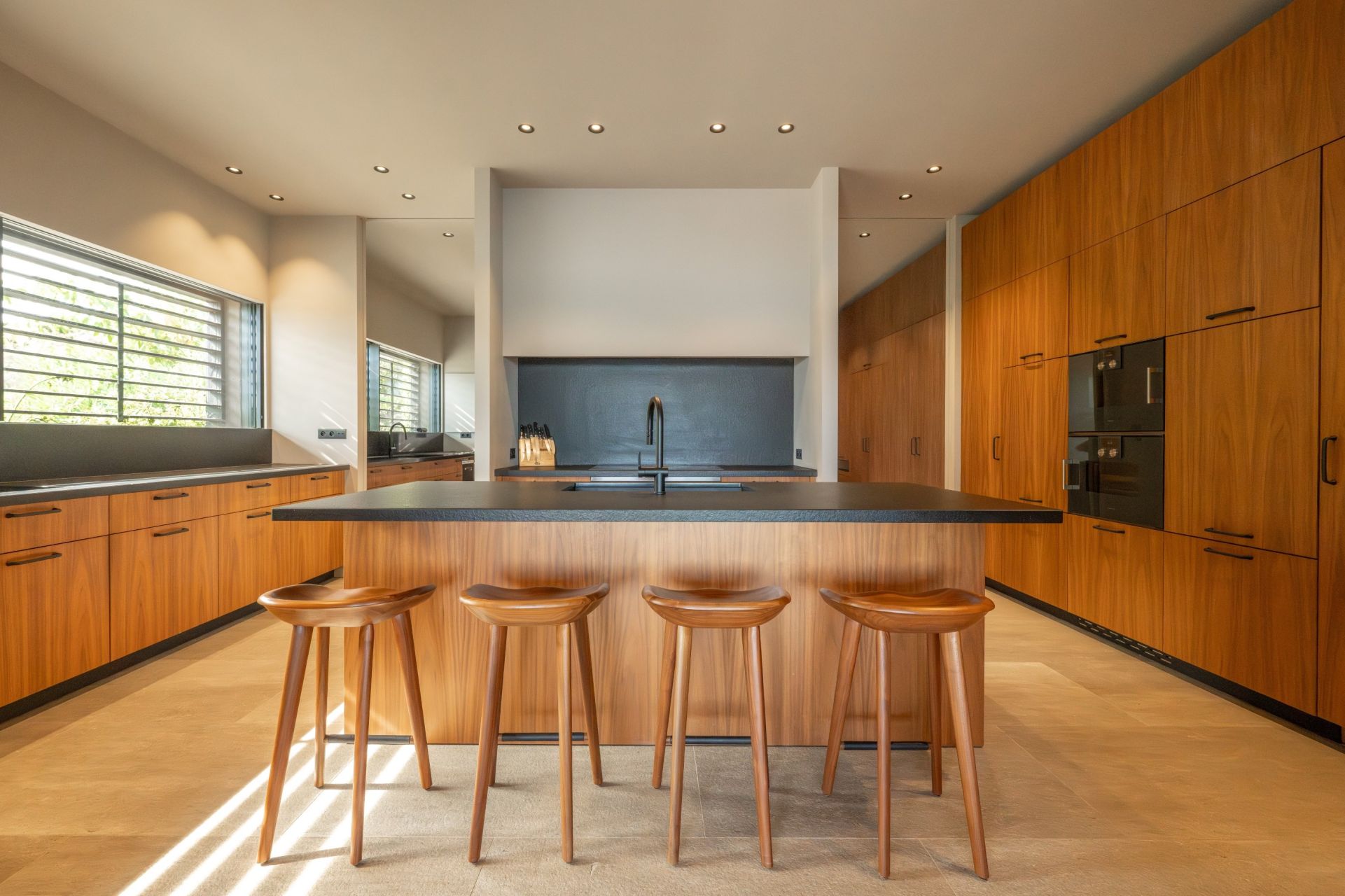 villa 9 Pièces en location saisonnière sur STE LUCIE DE PORTO VECCHIO (20144)