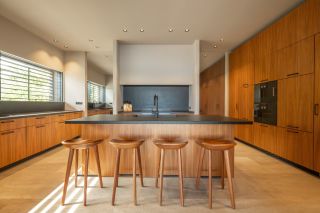 villa 9 Pièces en location saisonnière sur STE LUCIE DE PORTO VECCHIO (20144)