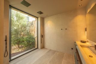 villa 9 Pièces en location saisonnière sur STE LUCIE DE PORTO VECCHIO (20144)