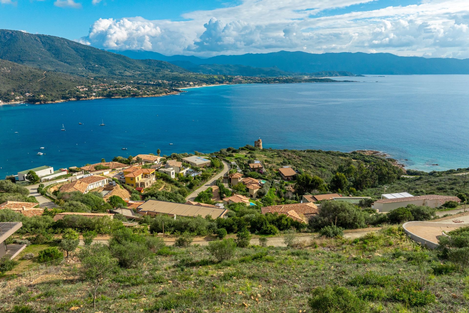 terrain en vente sur SAGONE (20118)
