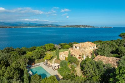 Rental Villa Porto-Vecchio 6 Rooms 350 m²