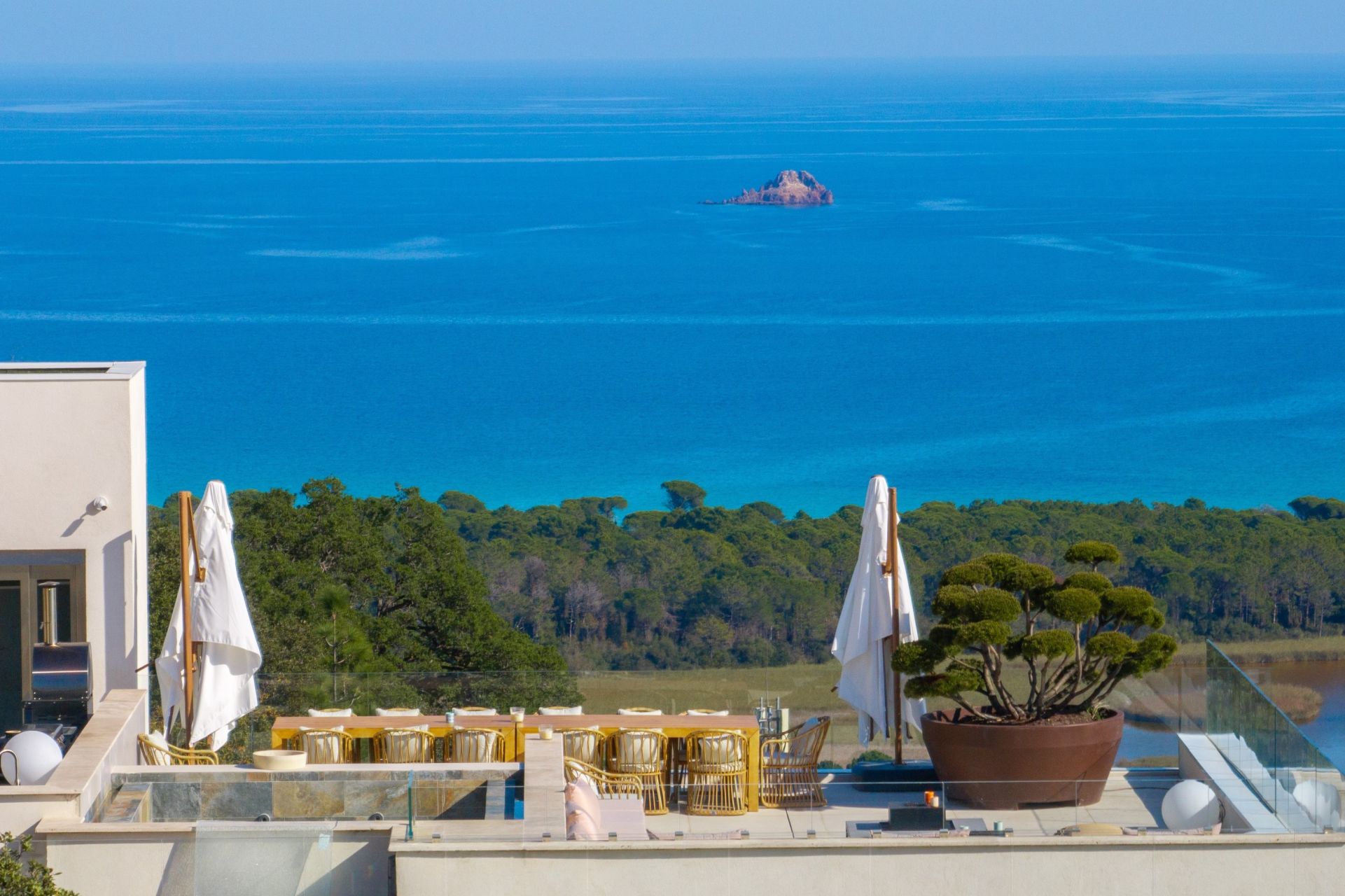 villa 10 Pièces en location saisonnière sur STE LUCIE DE PORTO VECCHIO (20144)