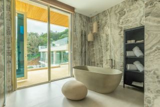 villa 10 Pièces en location saisonnière sur STE LUCIE DE PORTO VECCHIO (20144)