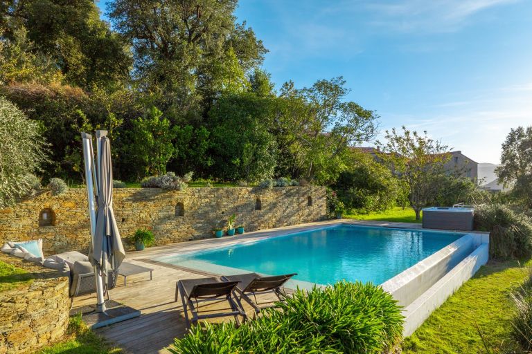 villa 9 Pièces en vente sur ST FLORENT (20217)