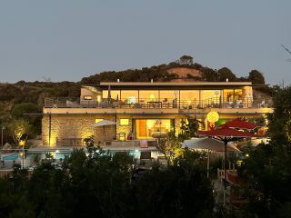 villa 7 Rooms for seasonal rent on BONIFACIO (20169)